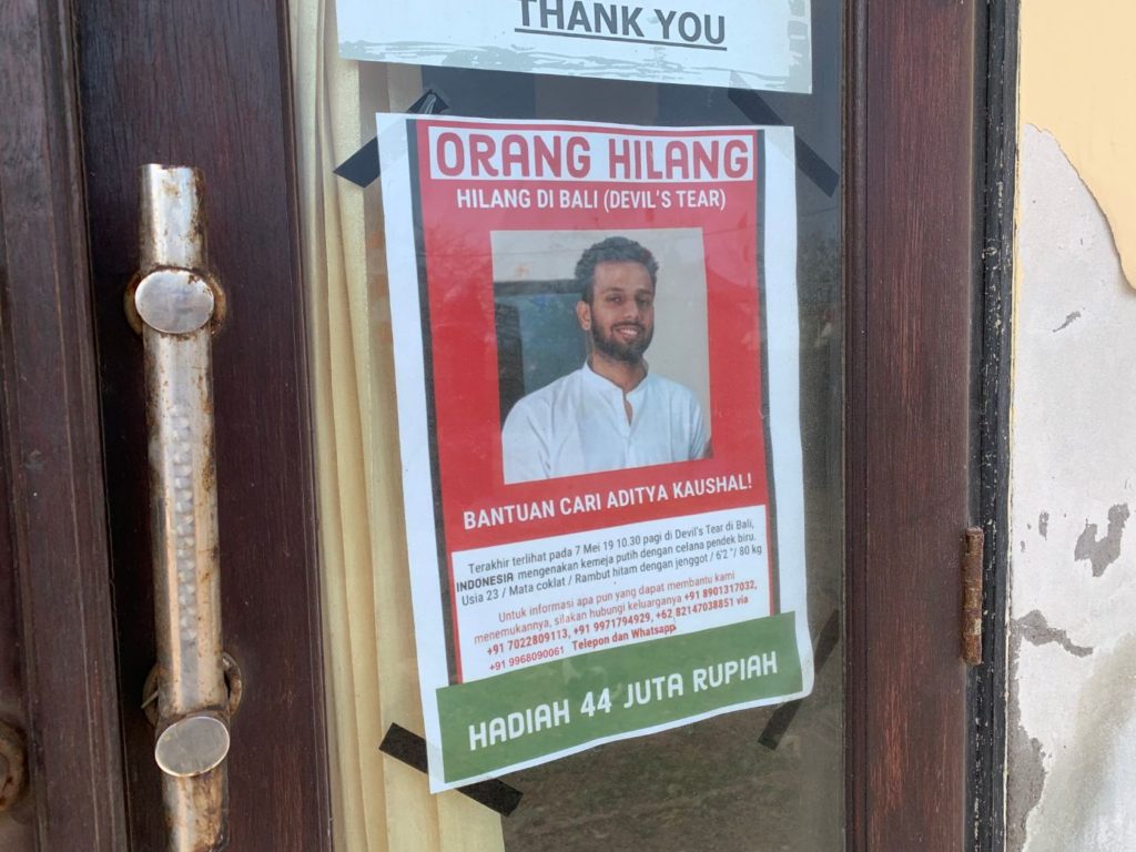 A 'missing person' flyer posted in front of the police station in Nusa Lembongan for Aditya Kaushal. The family is offering IDR44 million for anyone with 